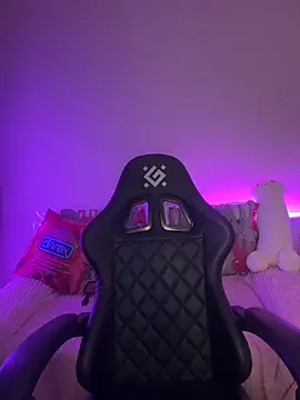 Snapshot of Your_insomniya chatting on 11, 10, 2025 Your insomniya online show from 11, 10, 2025