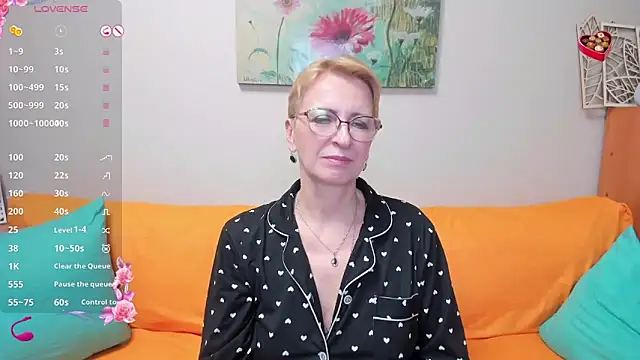 iamyourdream89 online show from 5, 3, 2025