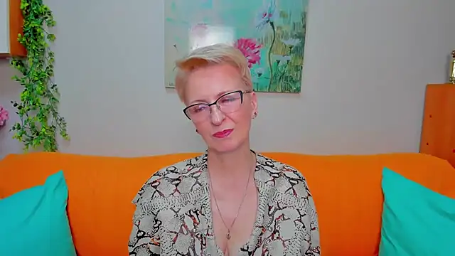 Snapshot of iamyourdream89 chatting on 13, 4, 2026 iamyourdream89 online show from 13, 4, 2026