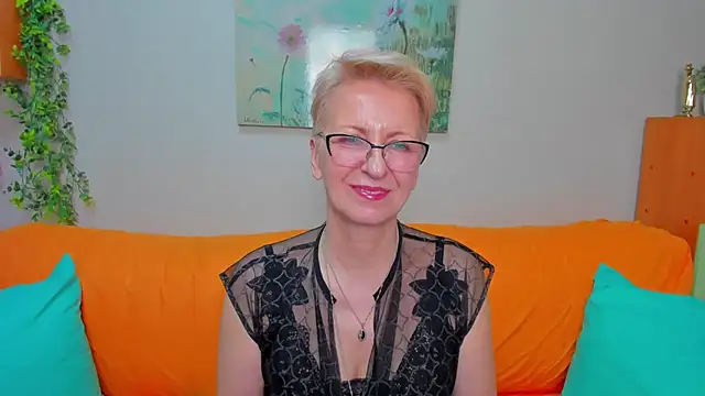 Snapshot of iamyourdream89 chatting on 21, 4, 2026 iamyourdream89 online show from 21, 4, 2026