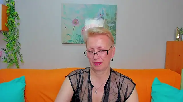 Snapshot of iamyourdream89 chatting on 19, 5, 2026 iamyourdream89 online show from 19, 5, 2026