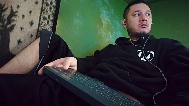 Snapshot of sweet_cock28 chatting on 21, 3, 2025 sweet cock28 online show from 21, 3, 2025