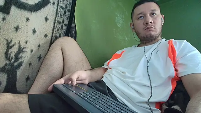 Snapshot of sweet_cock28 chatting on 12, 9, 2025 sweet cock28 online show from 12, 9, 2025