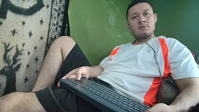 Snapshot of sweet_cock28 chatting on 15, 9, 2025 sweet cock28 online show from 15, 9, 2025