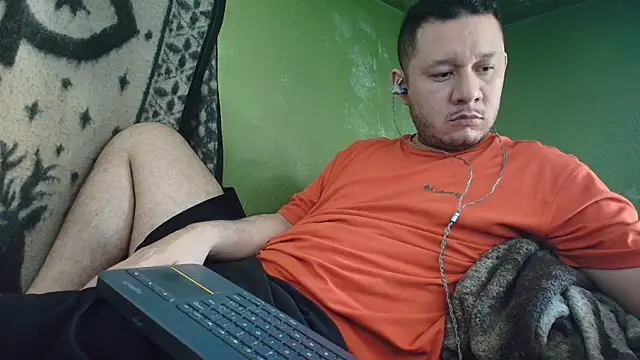 Snapshot of sweet_cock28 chatting on 20, 9, 2025 sweet cock28 online show from 20, 9, 2025