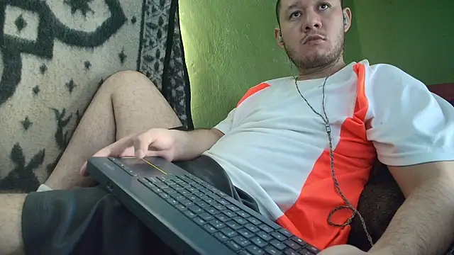 Snapshot of sweet_cock28 chatting on 19, 11, 2025 sweet cock28 online show from 19, 11, 2025