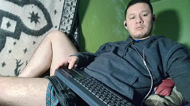 Snapshot of sweet_cock28 chatting on 15, 1, 2026 sweet cock28 online show from 15, 1, 2026