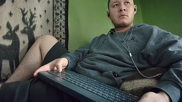 Snapshot of sweet_cock28 chatting on 11, 4, 2026 sweet cock28 online show from 11, 4, 2026