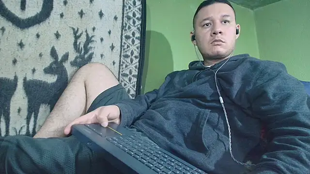 Snapshot of sweet_cock28 chatting on 9, 6, 2026 sweet cock28 online show from 9, 6, 2026