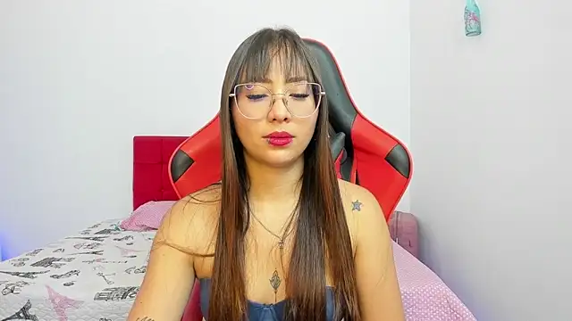 Snapshot of Sweet_Coral_ chatting on 8, 4, 2026 Sweet Coral online show from 8, 4, 2026