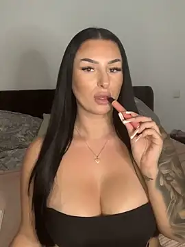 Mia-Bremer online show from 23, 9, 2025