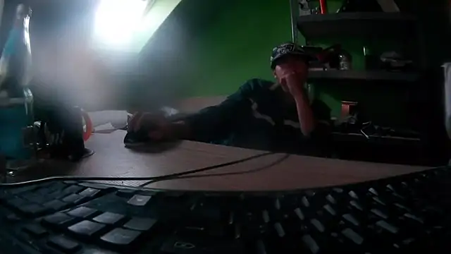 capoloveu online show from 2, 10, 2025