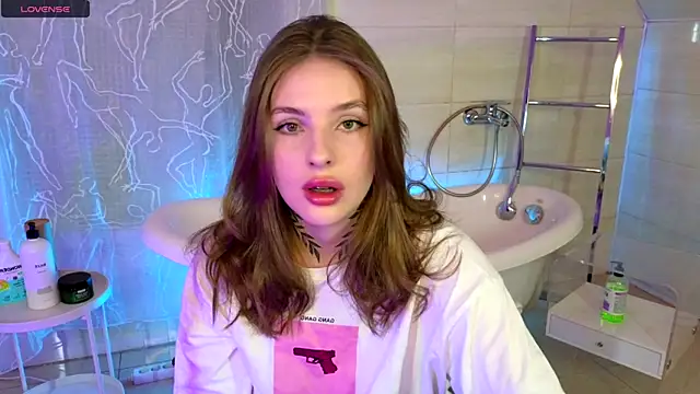 mia chill online show from 11, 12, 2024