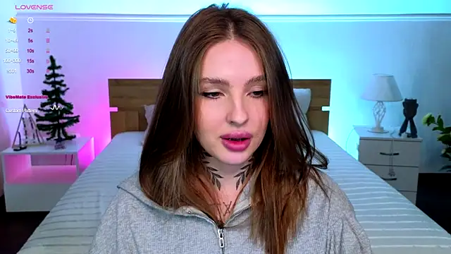mia chill online show from 1, 1, 2025