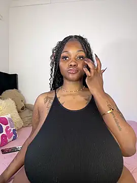Snapshot of Yung-Missy chatting on 9, 6, 2026 Yung-Missy online show from 9, 6, 2026