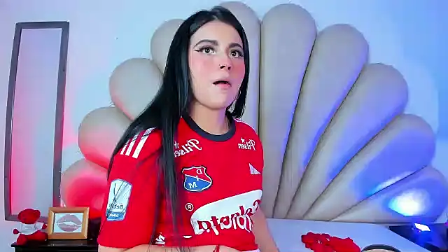 Natasha  Blue online show from 9, 2, 2025