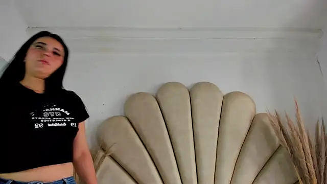 Natasha  Blue online show from 6, 10, 2025