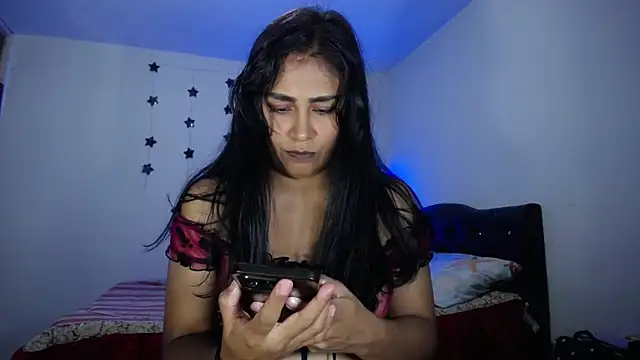 pinky violeta online show from 26, 1, 2025