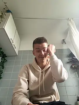 Snapshot of Toyjungee chatting on 11, 9, 2025 Toyjungee online show from 11, 9, 2025