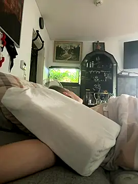 Snapshot of Toyjungee chatting on 17, 9, 2025 Toyjungee online show from 17, 9, 2025