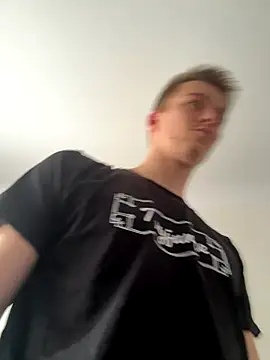 Snapshot of Toyjungee chatting on 3, 10, 2025 Toyjungee online show from 3, 10, 2025