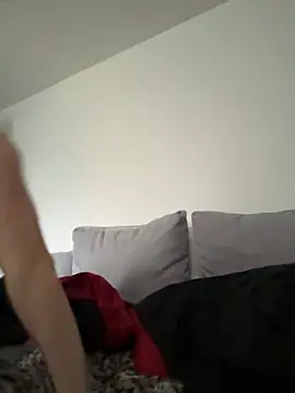 Snapshot of Toyjungee chatting on 4, 10, 2025 Toyjungee online show from 4, 10, 2025