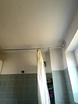 Snapshot of Toyjungee chatting on 14, 10, 2025 Toyjungee online show from 14, 10, 2025