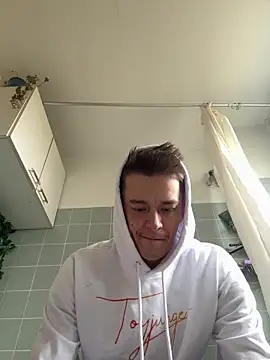 Snapshot of Toyjungee chatting on 15, 10, 2025 Toyjungee online show from 15, 10, 2025