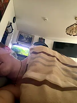 Snapshot of Toyjungee chatting on 24, 10, 2025 Toyjungee online show from 24, 10, 2025