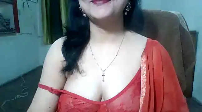 Cute Mahi22 online show from 13, 1, 2025