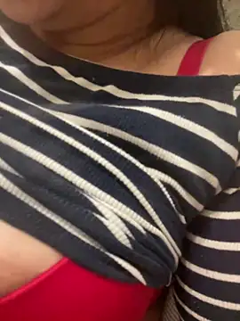 Snapshot of Sarahkhaalifa chatting on 5, 2, 2026 Sarahkhaalifa online show from 5, 2, 2026