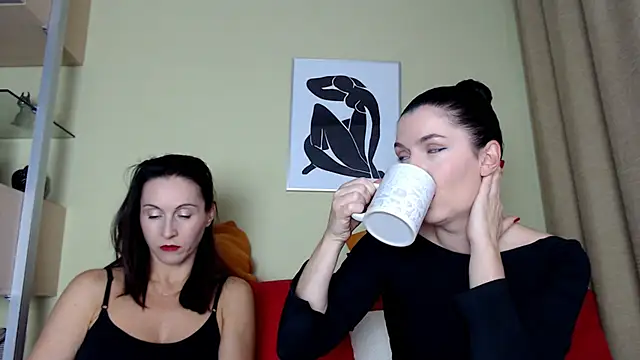 Snapshot of BDSMStars chatting on 14, 10, 2025 BDSMStars online show from 14, 10, 2025