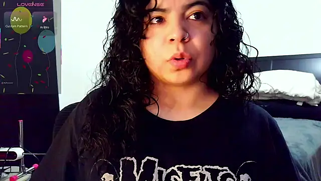 kimmiakiss22 online show from 25, 11, 2025