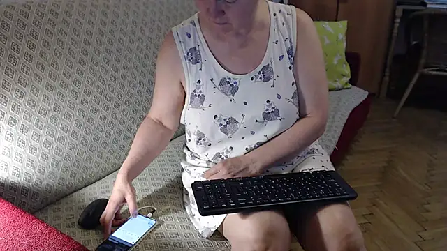 Snapshot of zarinafonliberman chatting on 10, 2, 2025 zarinafonliberman online show from 10, 2, 2025