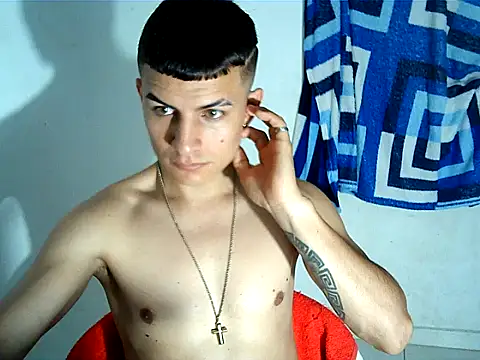 Snapshot of SHAT_SEX chatting on 23, 10, 2025 SHAT SEX online show from 23, 10, 2025