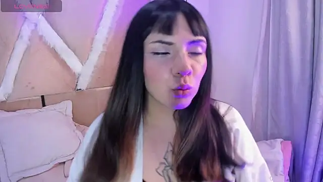 xhinata hyugax online show from 21, 12, 2025