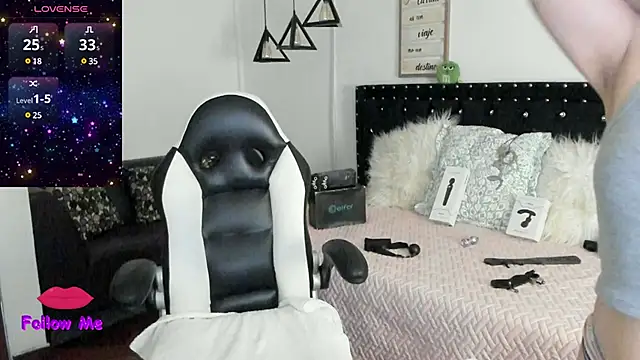 natasha logan  online show from 18, 1, 2025