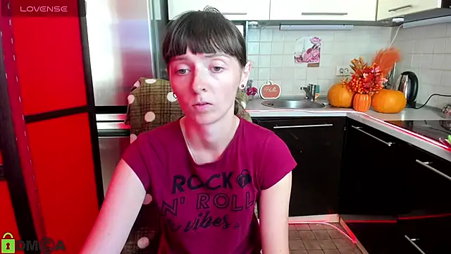 Snapshot of TayanaJons chatting on 21, 9, 2025 TayanaJons online show from 21, 9, 2025