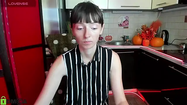 Snapshot of TayanaJons chatting on 23, 9, 2025 TayanaJons online show from 23, 9, 2025