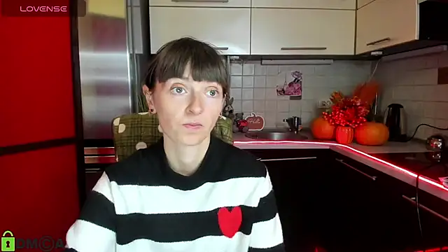 Snapshot of TayanaJons chatting on 29, 9, 2025 TayanaJons online show from 29, 9, 2025