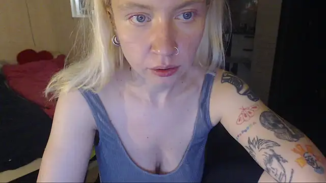 Snapshot of amanda_kiss_kiss chatting on 26, 10, 2025 amanda kiss kiss online show from 26, 10, 2025