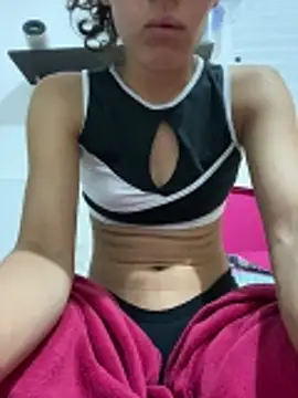 bruna0190 online show from 11, 2, 2026