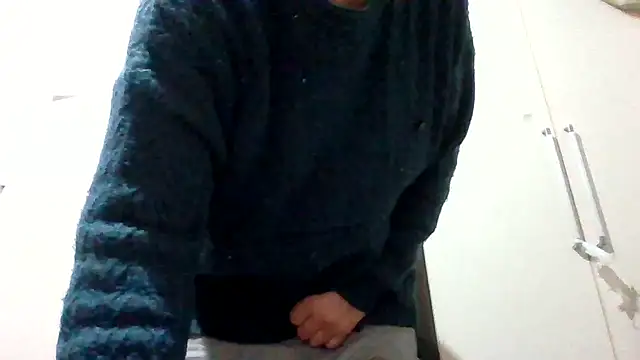 asira39 online show from 4, 12, 2025