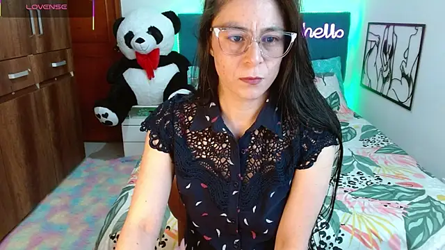 Snapshot of antonella_sweet33 chatting on 8, 1, 2026 antonella sweet33 online show from 8, 1, 2026