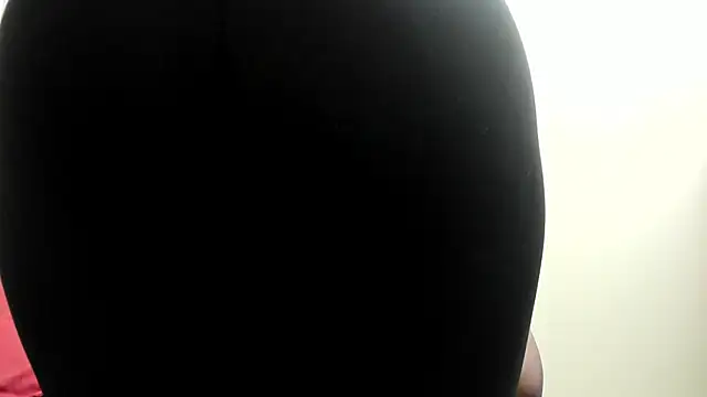 Snapshot of rihanna_abiodun chatting on 6, 3, 2025 rihanna abiodun online show from 6, 3, 2025