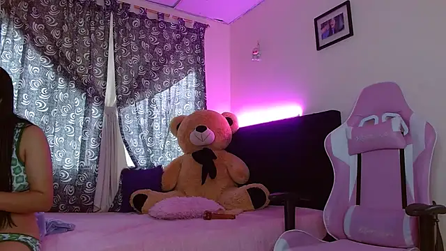 Dakota bumm online show from 18, 9, 2025