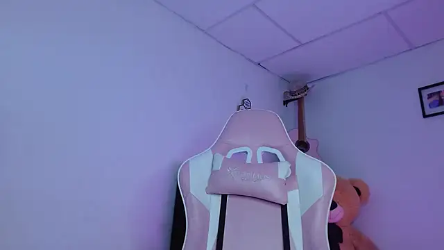 Dakota bumm online show from 24, 10, 2025