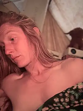 GoldenFlameGoddess online show from 25, 11, 2025