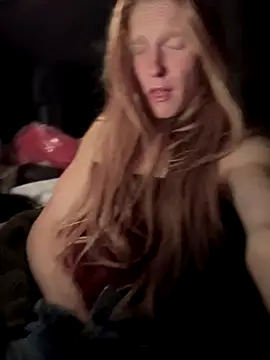 GoldenFlameGoddess online show from 2, 12, 2025