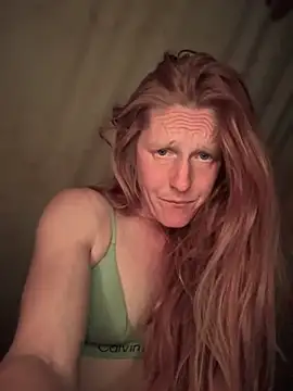 GoldenFlameGoddess online show from 11, 5, 2026